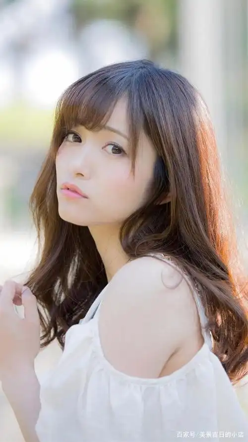 日本模特三田寺円,宛如邻家妹妹般清新可人,让人一见倾心!