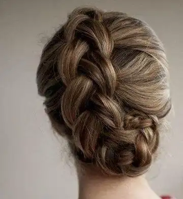 流行美盘头发型步骤图片 韩式夏季盘发发型