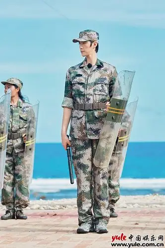 《完美的夏天》阿云嘎吴宣仪尹正体验民兵训练,感受西岛女民兵风采