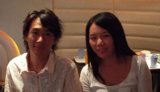 1993年初,阮忠元所在的组织接了一单"生意",听说组织要对自己的偶像