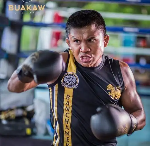 泰拳王播求连迎2喜讯!执教皇家警察备受尊重,新工作也正式曝光