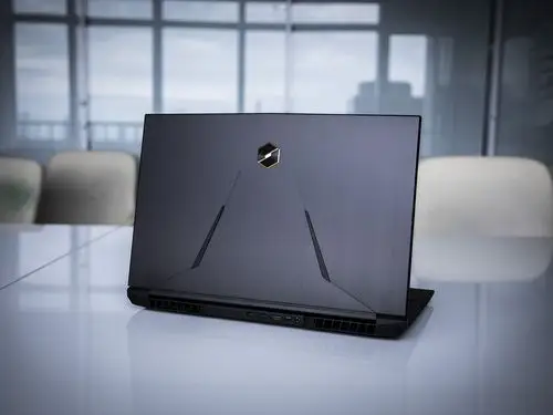 173吋全面屏游戏笔记本机械革命x8tiplus赏析