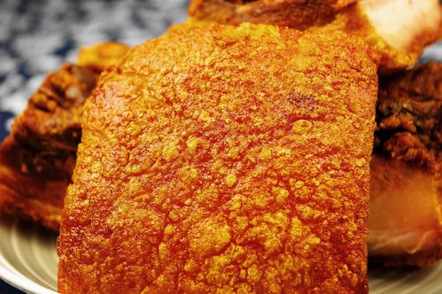 桂林脆皮五花烧肉皮肉米粉配菜250克卤肉类