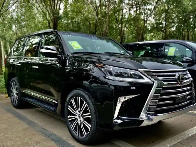 2020款雷克萨斯lx570中东铂金版 170万起售