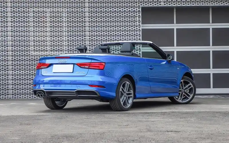 敞篷奥迪也卖不好?190马力,7.2s破百,同样价格大多数人选a4