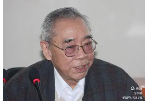 当代著名诗人李瑛——一片"从春天舒青开始,已庄严地工作至今"的叶子