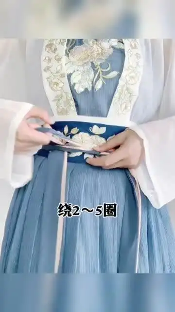 汉服的双耳结该怎么系呢?