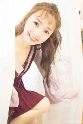 创造101吕小雨最新写真 清新自然俏皮可爱