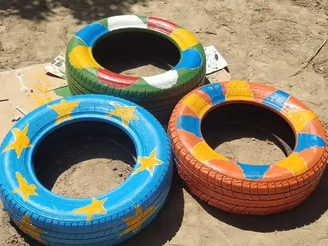 幼儿园户外环境创设--"小轮胎,大游戏"