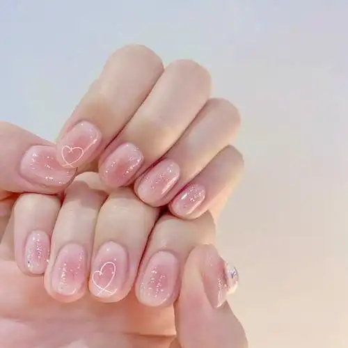 闪粉珠光腮红甲冰透粉色韩流美甲图片