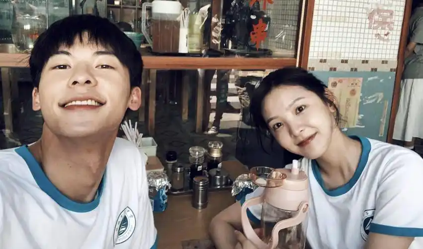 《你的婚礼》看后肠悔青:剧情没逻辑,不值你落泪_毕业