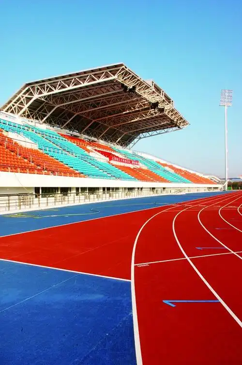 松江校区上海大学生体育场