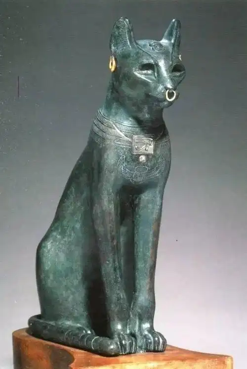 猫神贝斯特青铜像