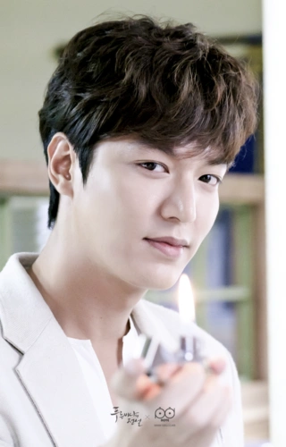 2016李敏镐《蓝色大海的传说》花絮图公开_高清图片大全-爱豆app