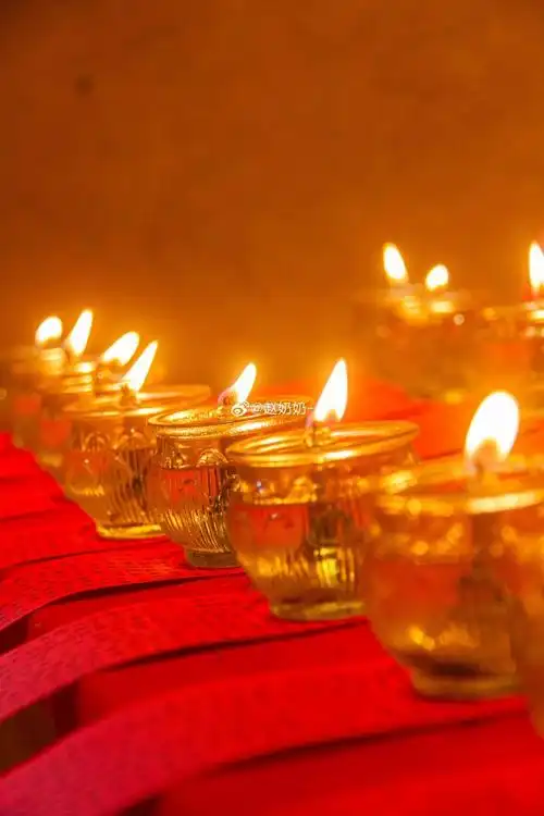 奶奶帮大家供灯第4444天##奶奶帮大家供灯祈福