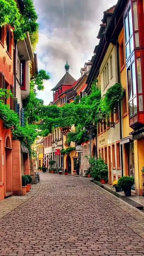 唯美小镇.喜欢拿去做壁纸吧