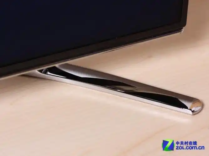 【高清图】 悬浮于半空的艺术品 三星f8000智能tv首测图8