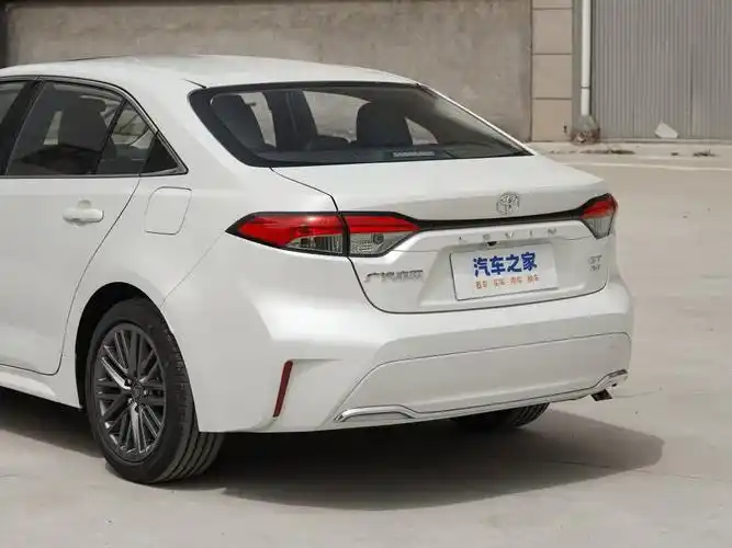 广汽丰田 凌尚 2023款 改款 2.0l 豪华版