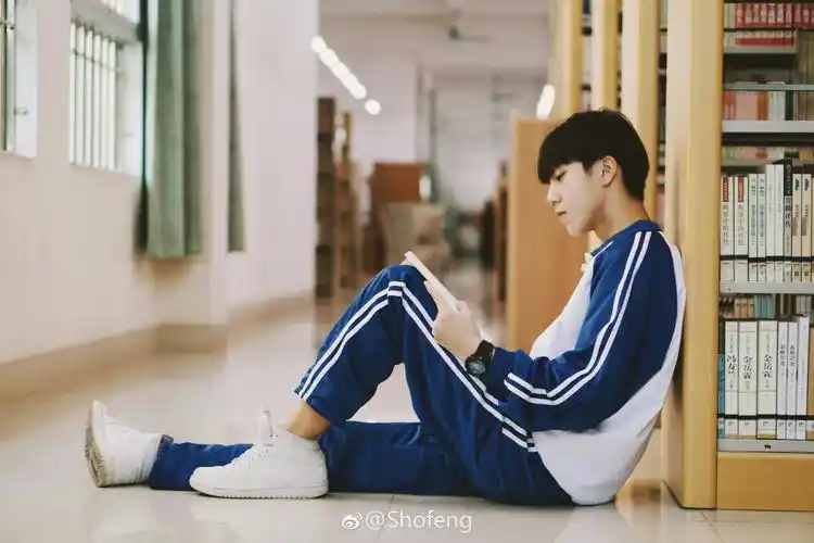 校园学长快喜欢我啦