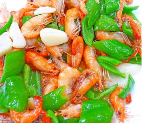 青椒炒河虾的做法,超级简单!
