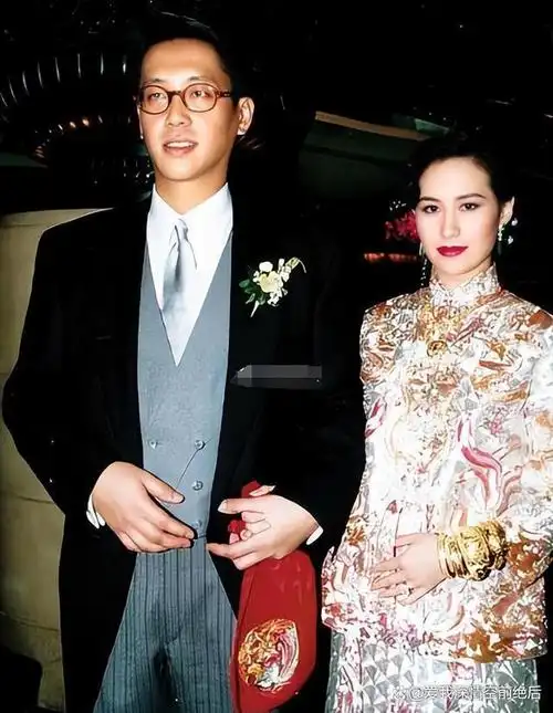 有种爱情叫陈百强与何超琼,你含泪送我出嫁,我不顾世俗为你扶灵