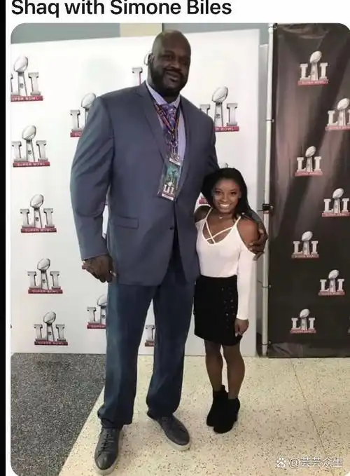 又有超绝身高差照片火啦!