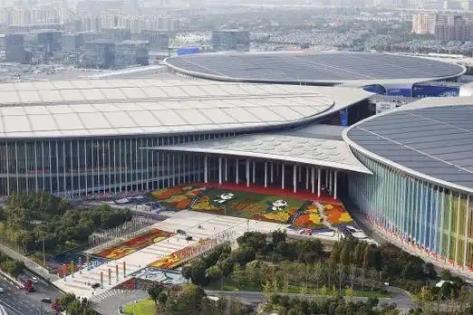 上海警用直升机警用无人机叠加巡逻护航进博