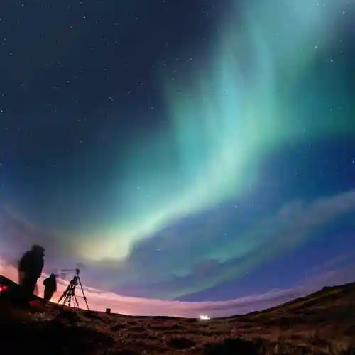 夜空中的北极光图片id: 56656