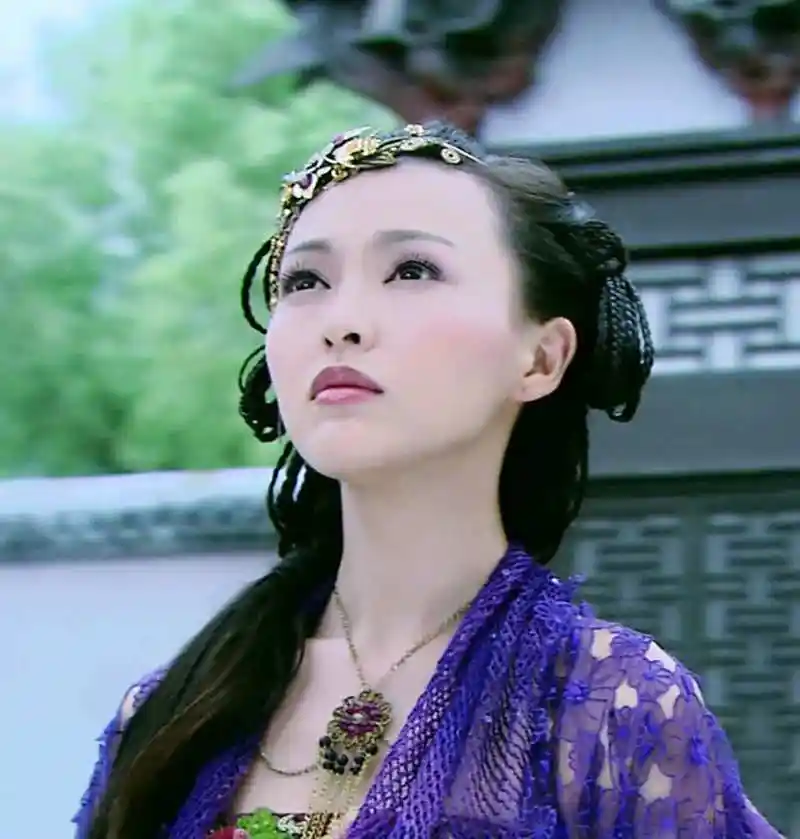 仙剑奇侠传三唐嫣 饰 紫萱