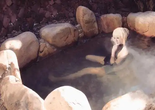 黑色saber温泉泳装版cos