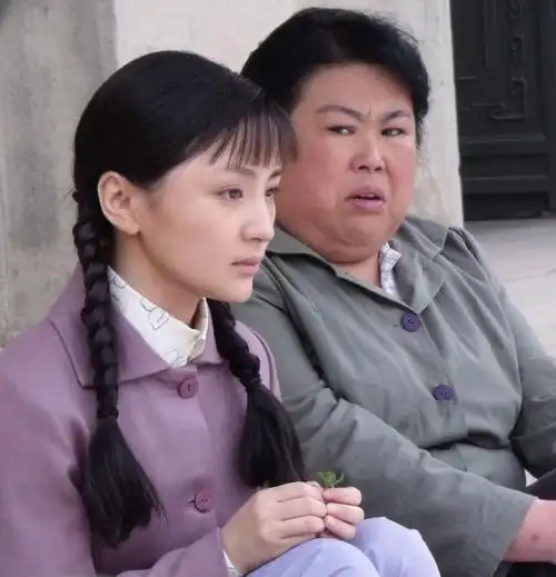 p>《雪花那个飘》是电视剧《 a target="_blank" href="/item/北风