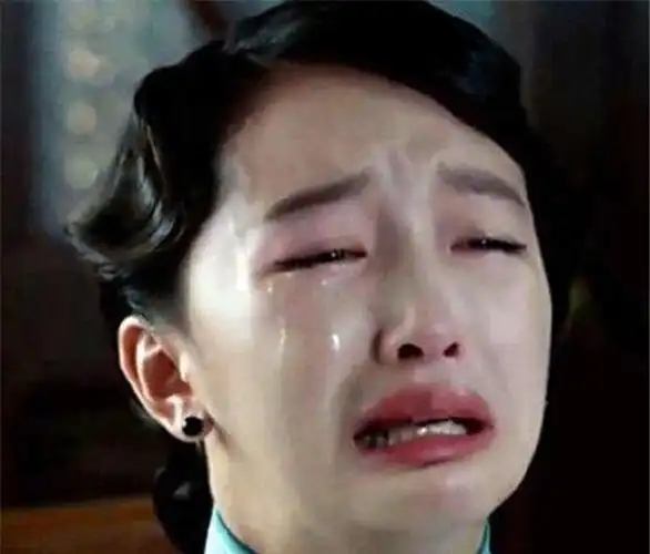 演员"大哭"的镜头,赵丽颖虐心,周冬雨委屈,看到baby:逗我呢