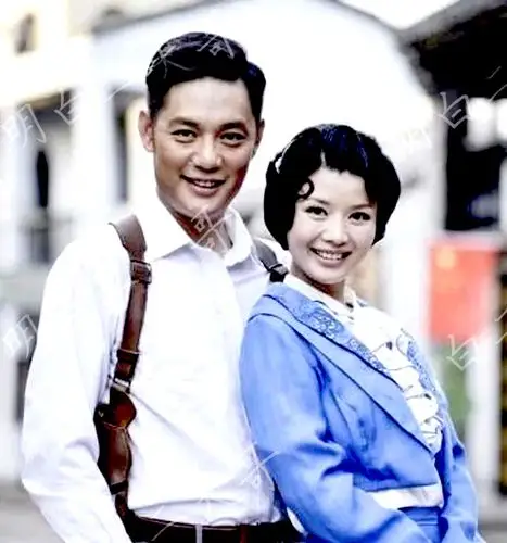 傅程鹏借妻子走红成名却忘恩负义弃子抛妻如今被观众口笔诛伐