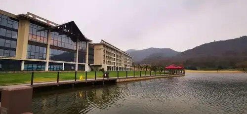 其它 紫清湖温泉 写美篇紫清湖温泉度假区,坐落于汤山,占地面积约3000