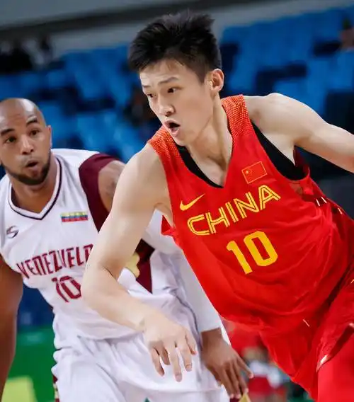 原创中国男篮需要6种球员郭艾伦首屈一指双塔在内一人堪称全能