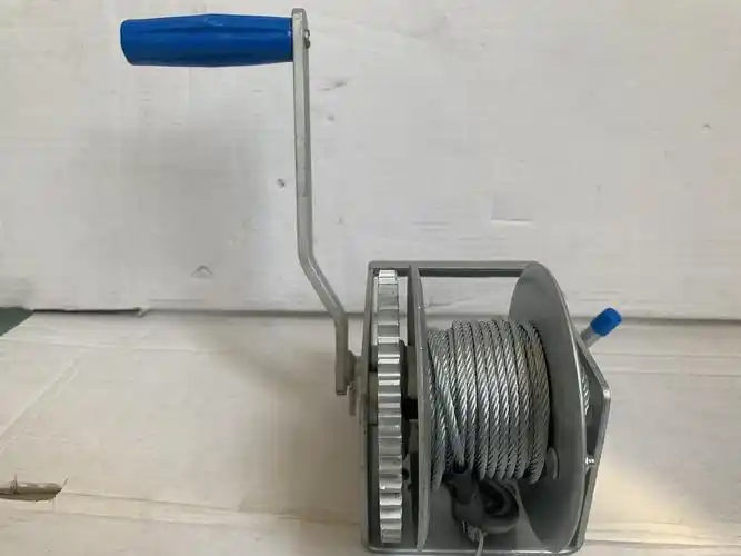 手摇绞盘,手动绞盘,钢丝绞盘,拖车用品,小型吊机