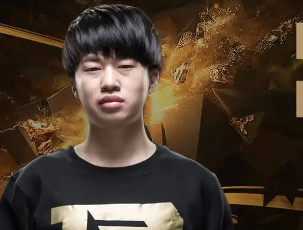 rng中单小虎直播表白deftiloveyou