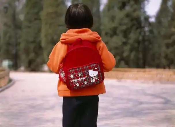 塔罗占卜:哪个小孩的背影最让你心疼,测你的孩子是不是富贵命