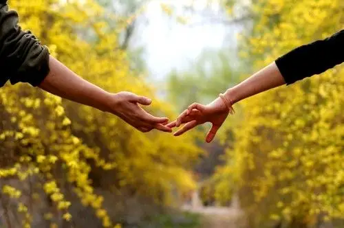 情侣伤感签名无法挣脱的爱情