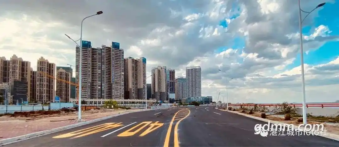 多图直击即将贯通的湛江广州湾大道cbd段