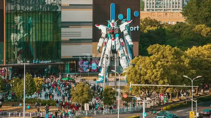 上海金桥lalaport自由高达日转夜延时