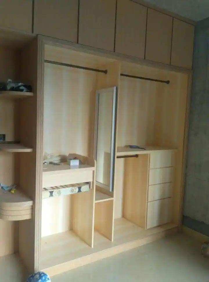 定制衣柜和木工打衣柜哪个好?今天终于弄明白了