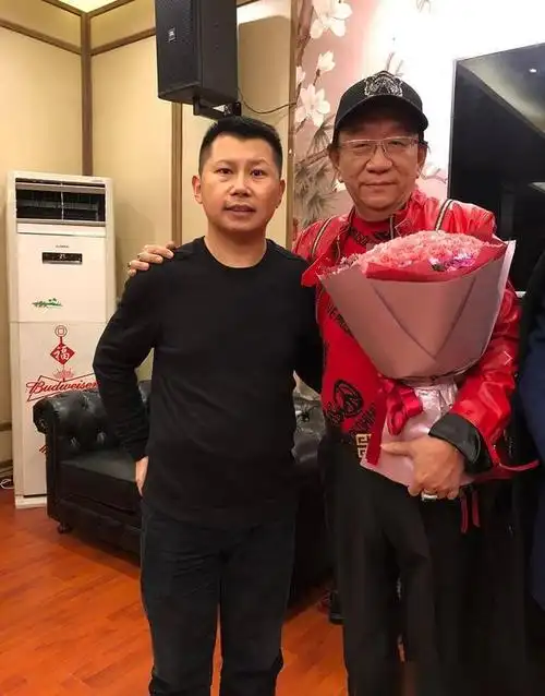 侯耀华:曾跟郭德纲演"父子",如今却形如"仇人",发生了什么