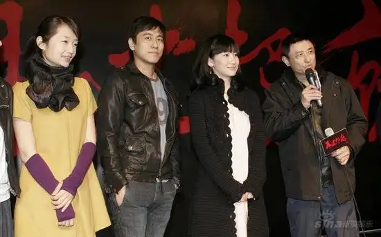 春秋鸿搭台"四大才女"《再过把瘾》(图)