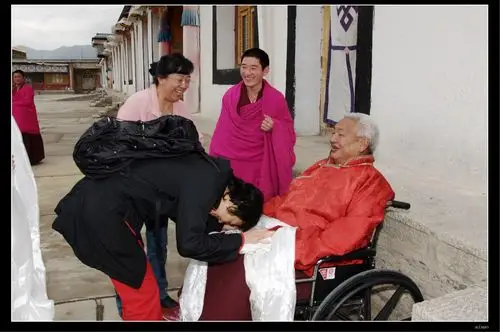 甘肃拉卜楞寺-和小活佛快乐的一天