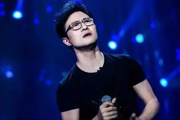 内地段位最高的10位男歌手,第1位实至名归,看看有你喜欢的吗?