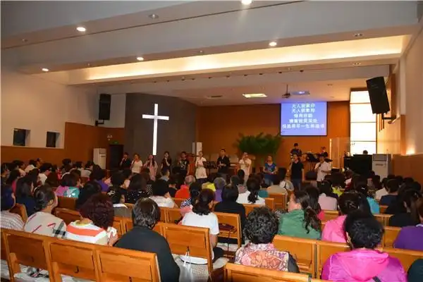 沈阳浑河堡教会举办月末祷告会