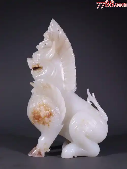 和田玉籽料瑞兽大摆件