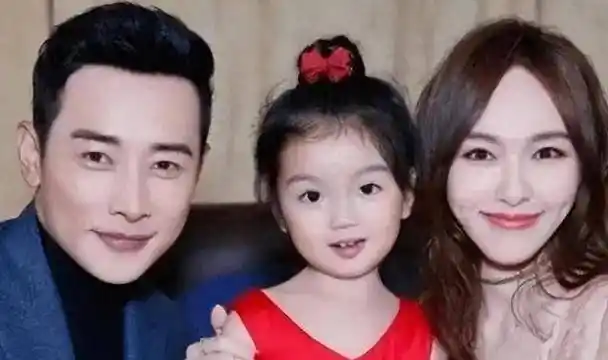 有种"整容"叫唐嫣结婚,老公罗晋变化不大,她却像换了个人_角色_演技