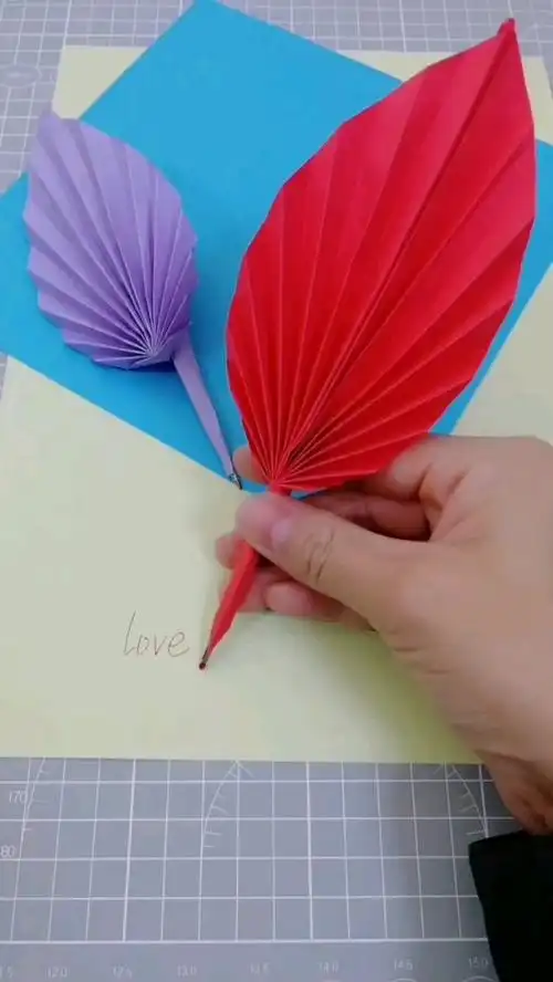 漂亮的自制羽毛笔